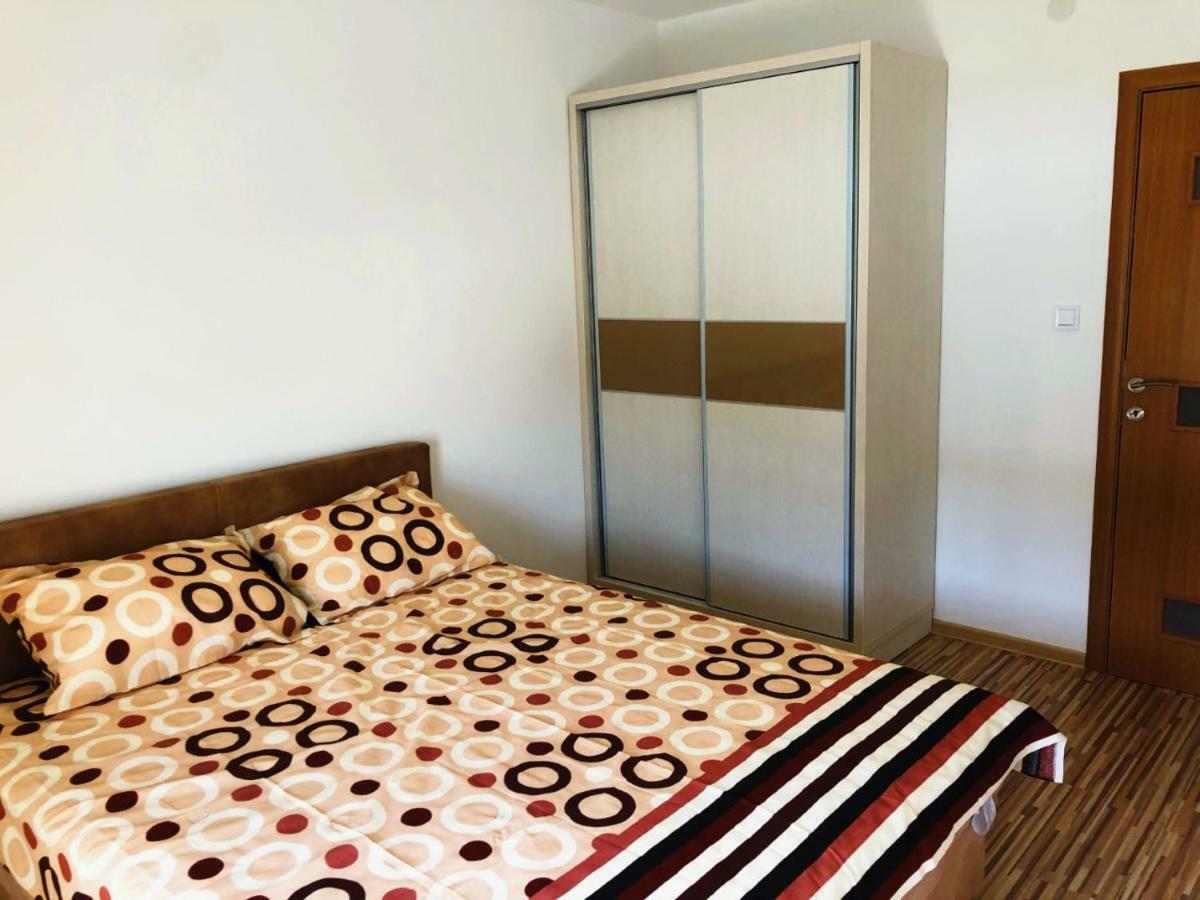 Vila Jovana Sutomore Luaran gambar
